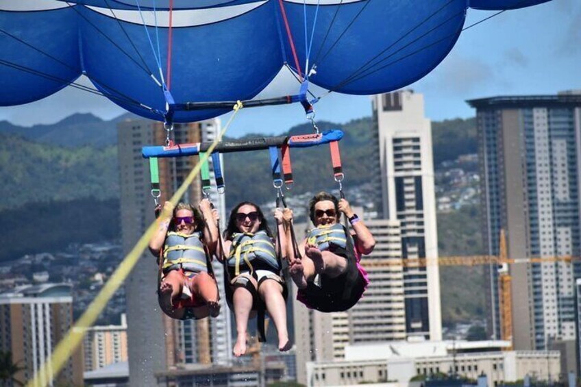 600ft Parasailing Ride in Waikiki, Hawaii 