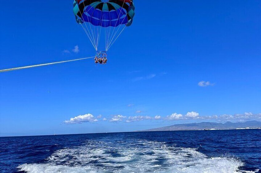 600ft Parasailing Experience in Waikiki, Hawaii