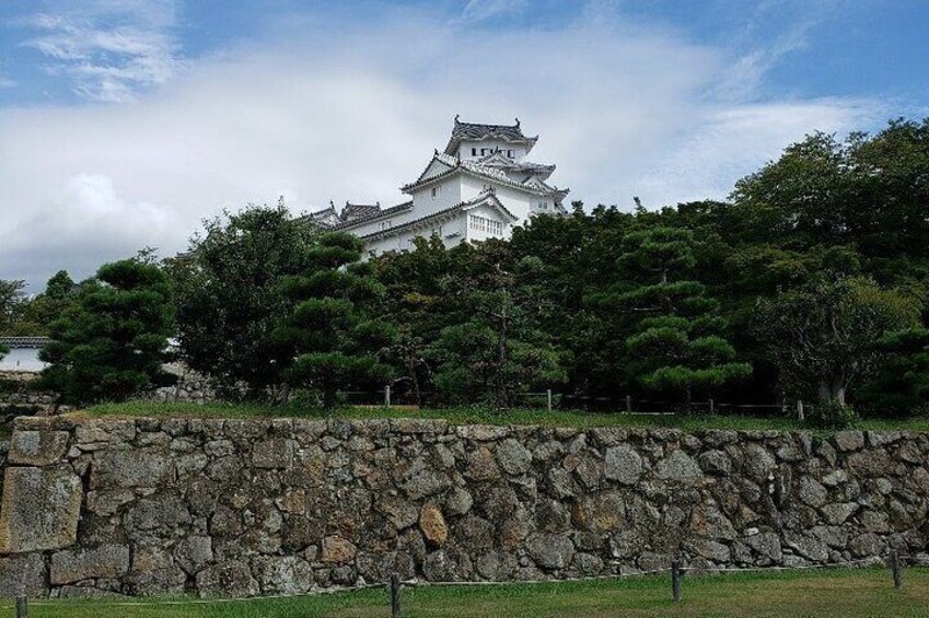 2.5 Hour Private History and Culture Tour in Himeji Castle