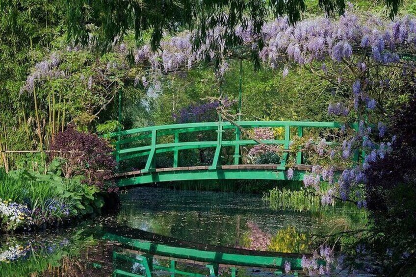 Giverny: Private tour Claude Monet’s house and gardens & Rouen
