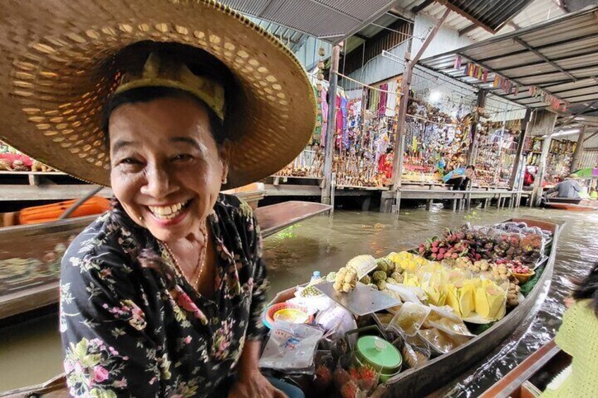 Private Tour to Railway Market Floating Market and Ayutthaya