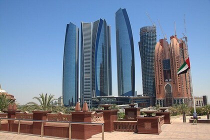 Full Day Private City Tour in Abu Dhabi From Fujairah