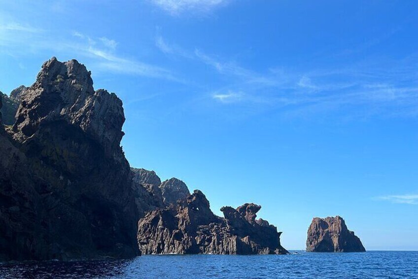 Excursion from L'ILE Rousse to Scandola and Girolata