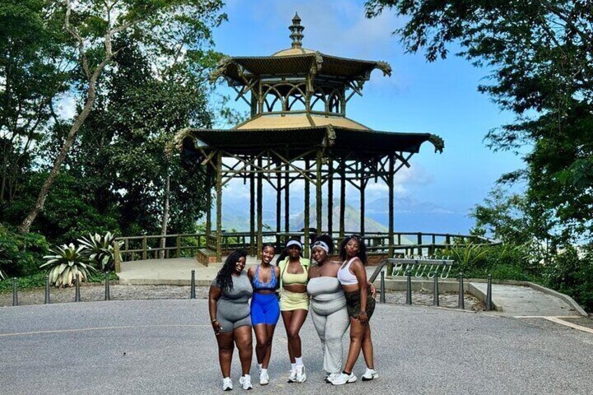 Tijuca Forest: Tour with Waterfalls and Caves