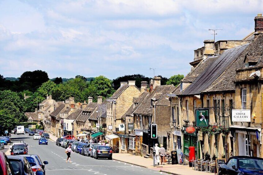 Cotswolds Full-Day Tour From Birmingham