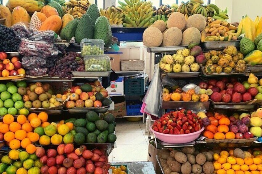 Market Fruits