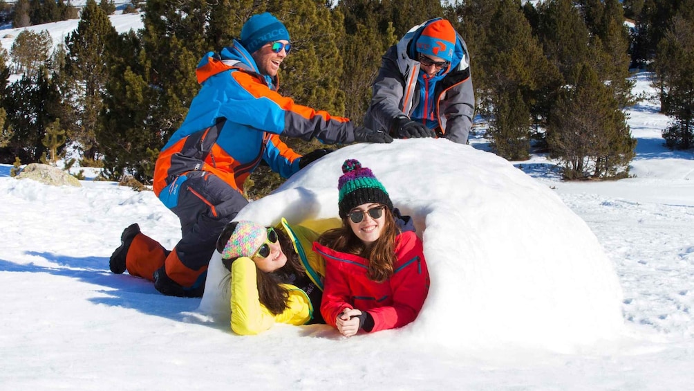 Andorra: Igloo building in Grau Roig