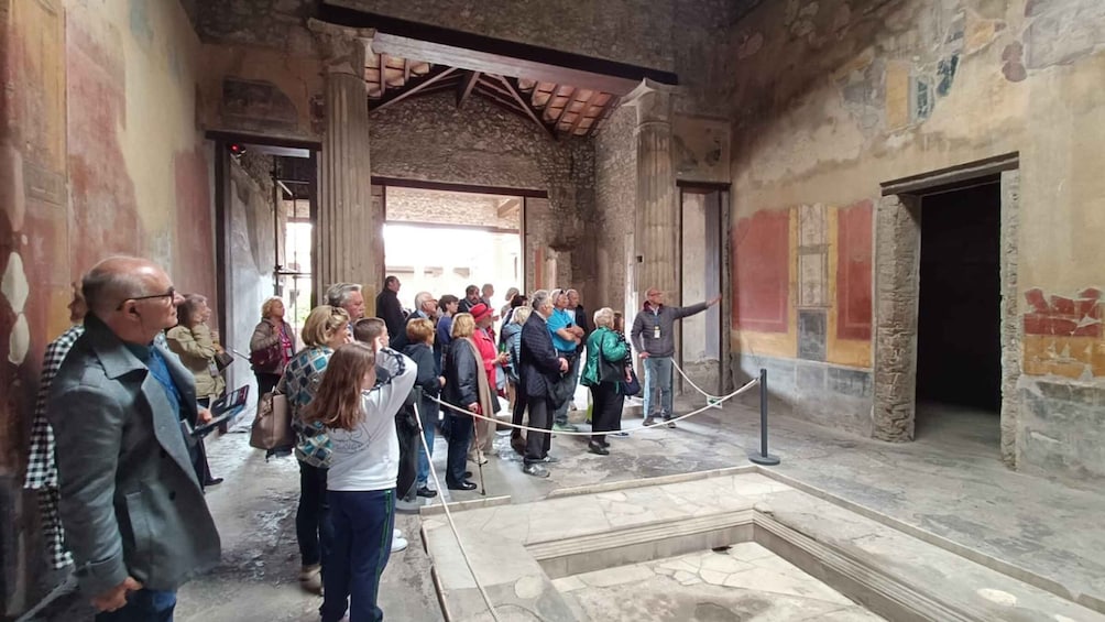 Picture 5 for Activity 2hours guided tour in Pompeii