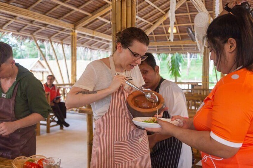 4 hours Khaolak Cooking Class and Market Visit