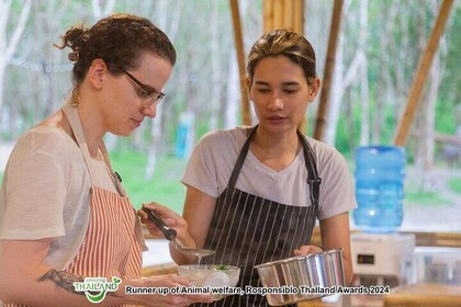Authentic Thai Cooking in Khao Lak – Market Tour & Flexible Menu