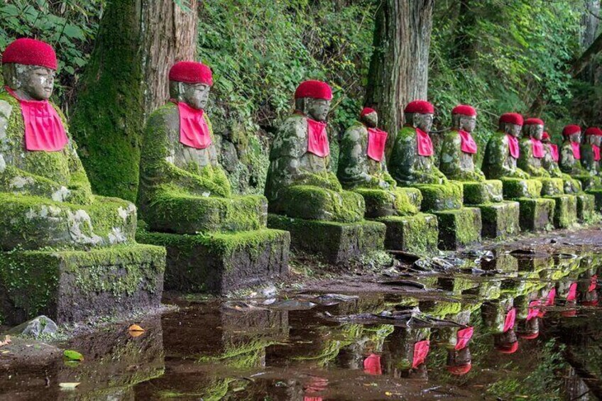 Jizo statues kanmanga fuchi abyss