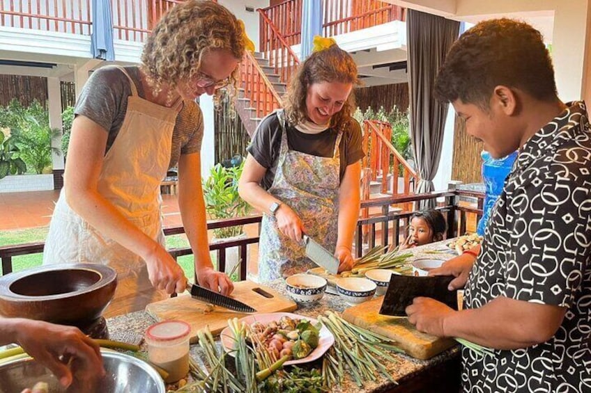 Chopping, grinding and pounding | 5.45PM 