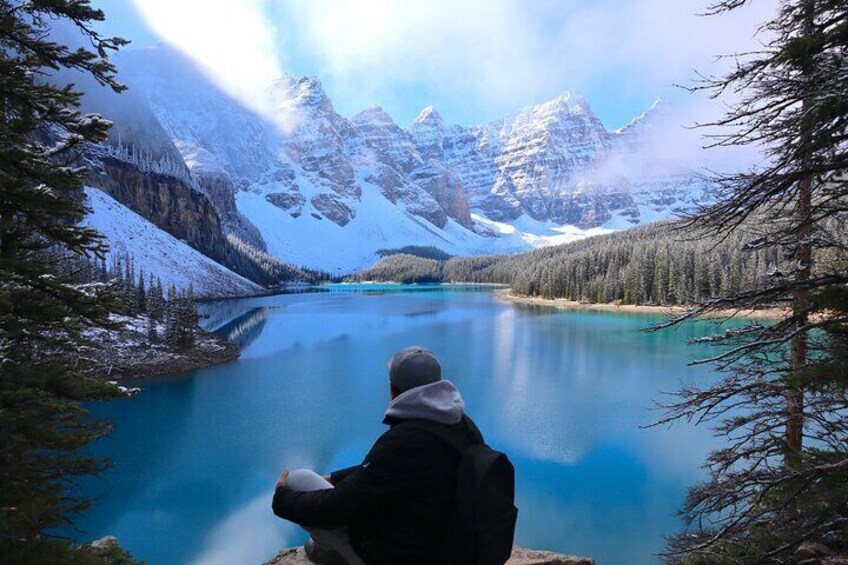 The mesmorizing Moraine Lake - taking it all in