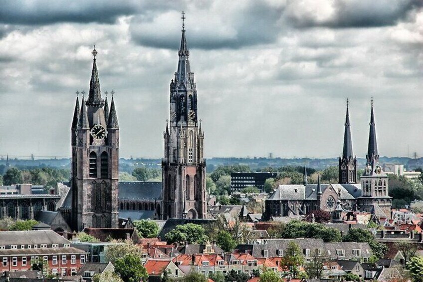 Private tour to The Hague and Delft Blue Potteries from Amsterdam