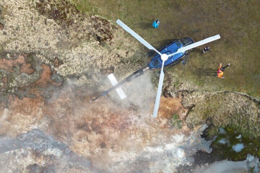 Private Helicopter Tour in Hengill Geothermal Area with Landing