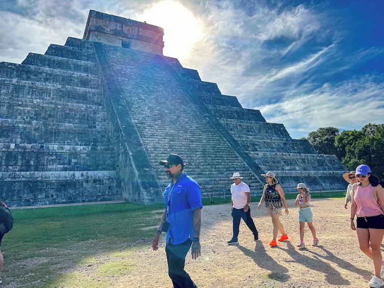 2-day Tour: Chichen Itza Early Access & Tulum and Coba Ruins with Cenote