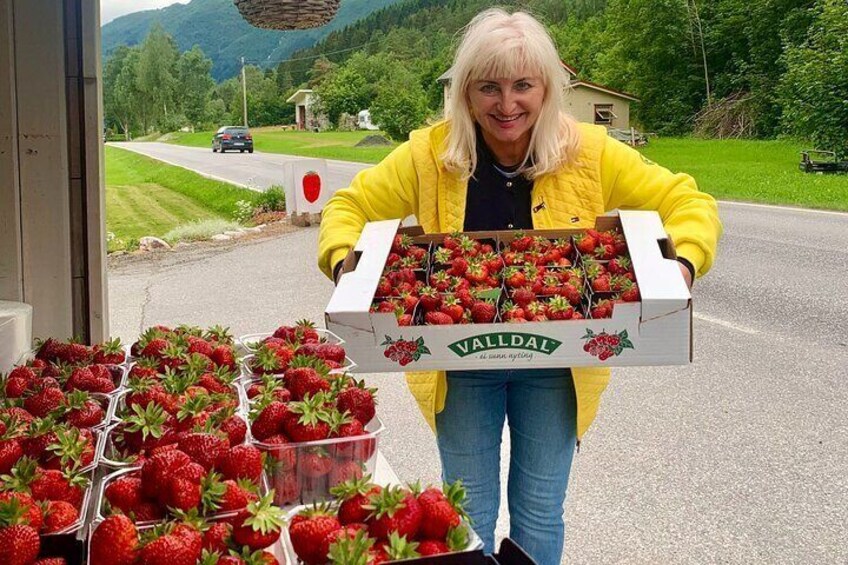 In these portions I only eat strawberries from the Valdal Valley!