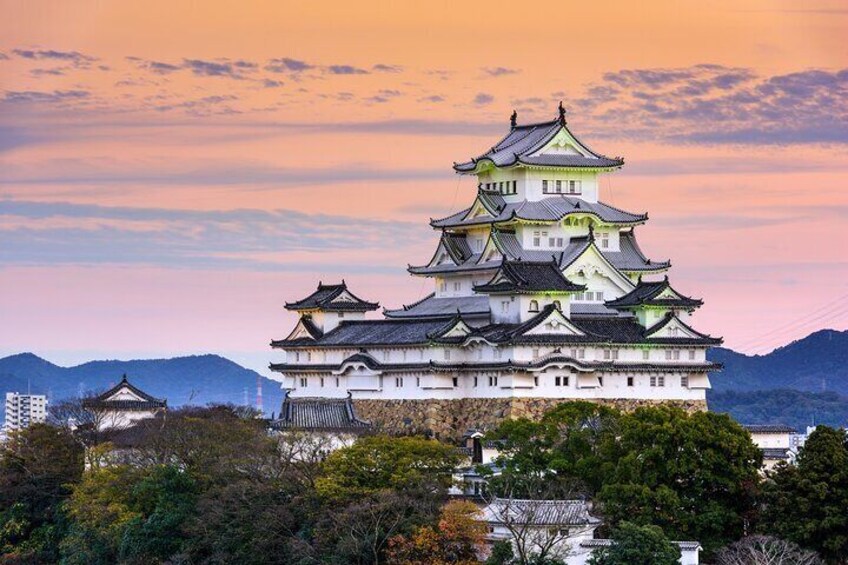 Himeji Private Tour from Osaka: Himeji Castle, Koko-en, Engyo-ji