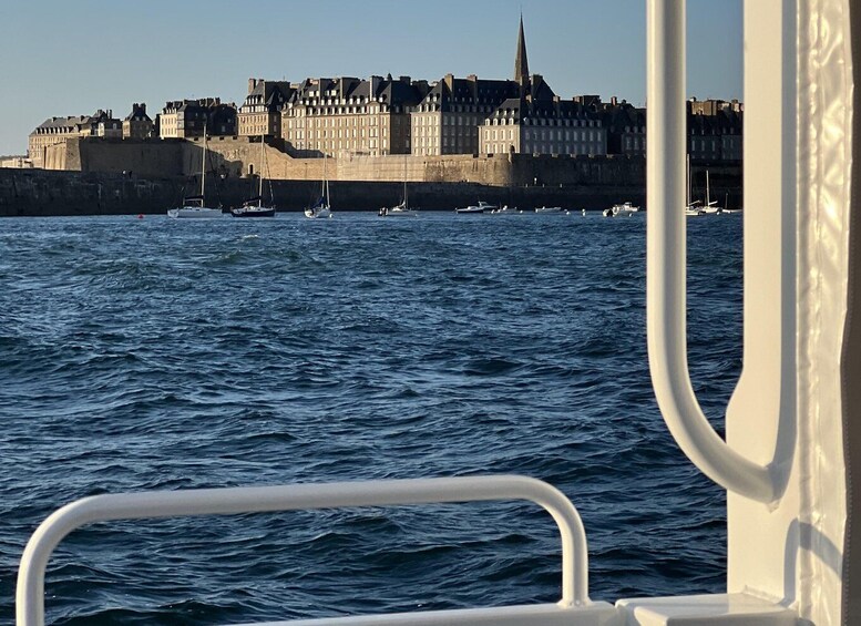 Picture 10 for Activity Saint-Malo: small-group boat tour with a local