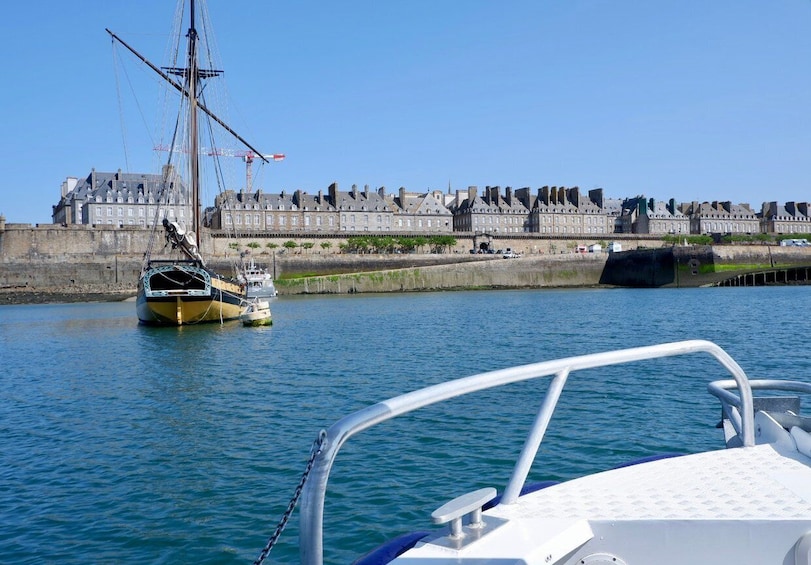 Picture 2 for Activity Saint-Malo: Discover Sea Trip around the bay