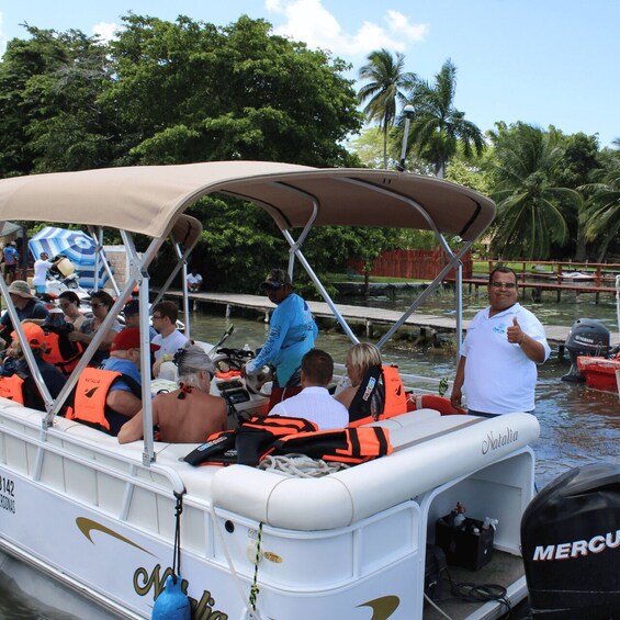 Picture 3 for Activity Bacalar 7 Colors Lagoon Excursion