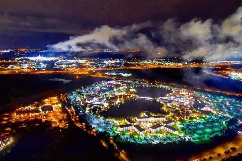 Private Helicopter Night Tour in Orlando Park Fireworks