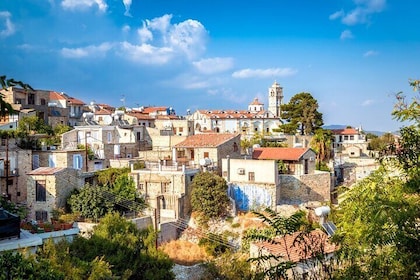 Larnaca Unveiled: Landmarks, Tastes & Traditions