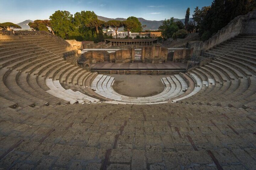 3 Hours Private and Guided Tour of the Excavations in Pompeii