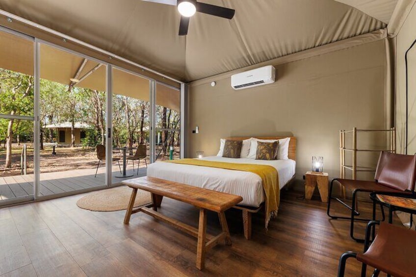 2 Day Cooinda Lodge Kakadu Outback Retreat Tour from Darwin