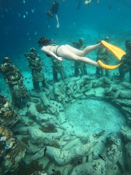 Picture 7 for Activity Snorkeling Gili Islands Coral Turtle & Underwater Statues