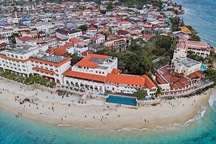 Tour privado de día completo a Stone Town, Prison Island y Spice Farm