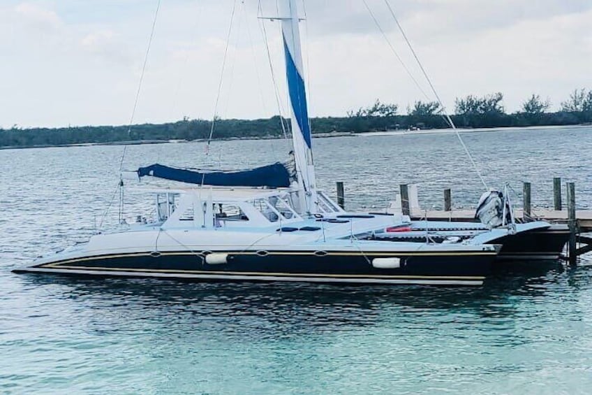 The ultimate sailing machine: 62 ft customized catamaran!