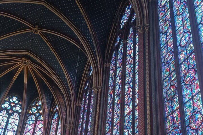 Notre Dame Exterior Ile de la Cité Tour and Sainte Chapelle 