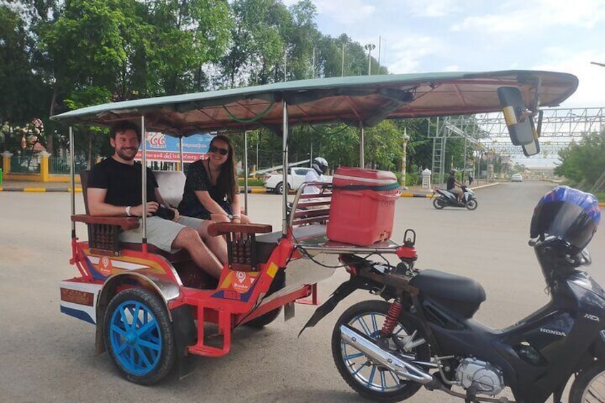 A Day TukTuk Handicrafts Bambootrain KillingCave &BatCave,Sunset 