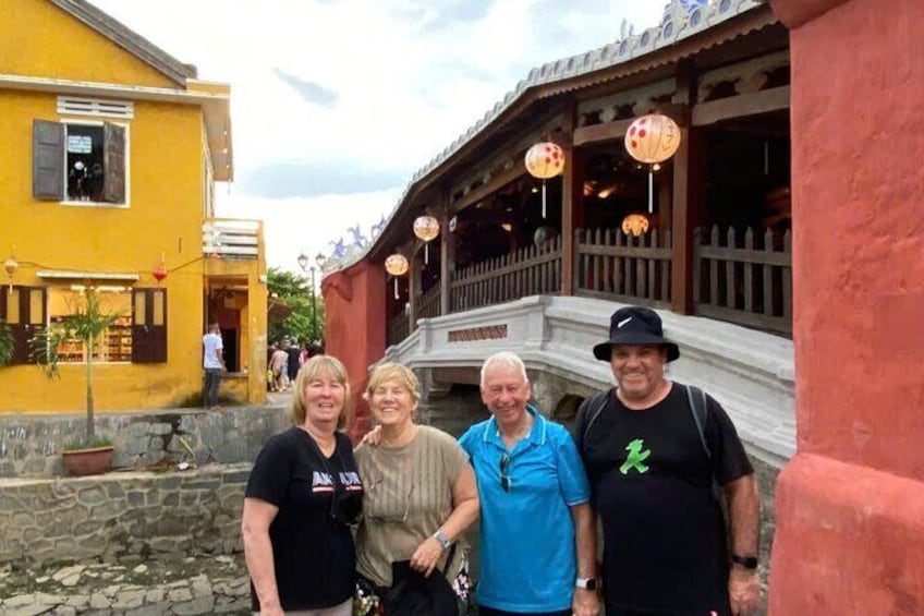 Hoi an Coconut Boat & Hoi an Ancient Town (Option:Marble Moutain)