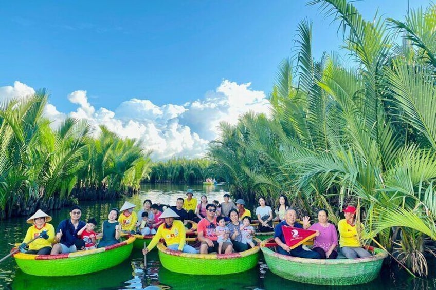Hoi an Coconut Boat and Hoi an Ancient Town Tour