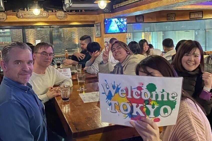 Japanese Speaking Experience with the Pub locals in Shibuya City.