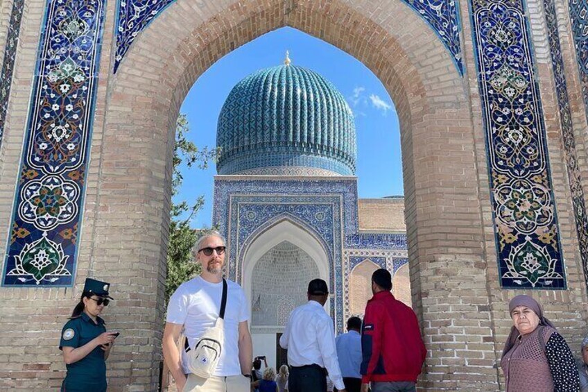 Samarkand City Tour with a Professional Photographer