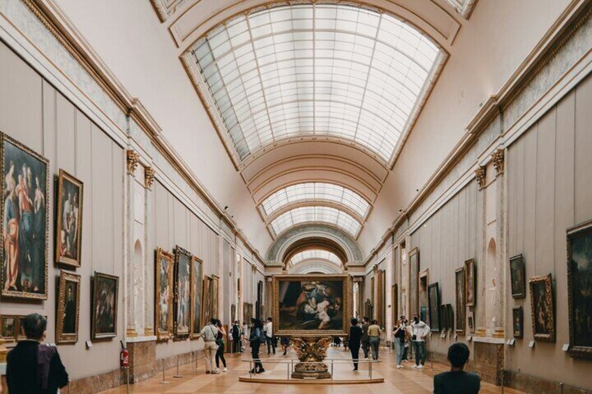 Paris: 2-Hour Louvre Masterpieces Private Tour