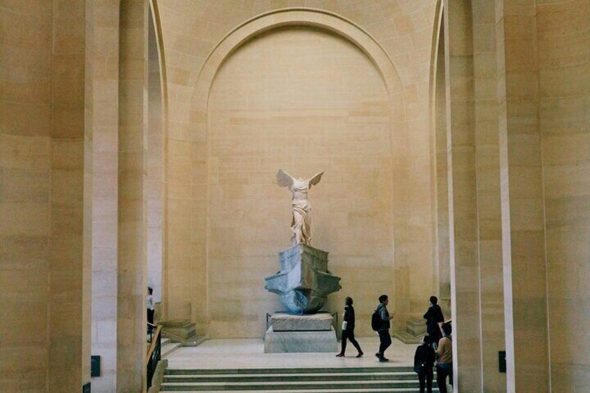 Paris: 2-Hour Louvre Masterpieces Private Tour