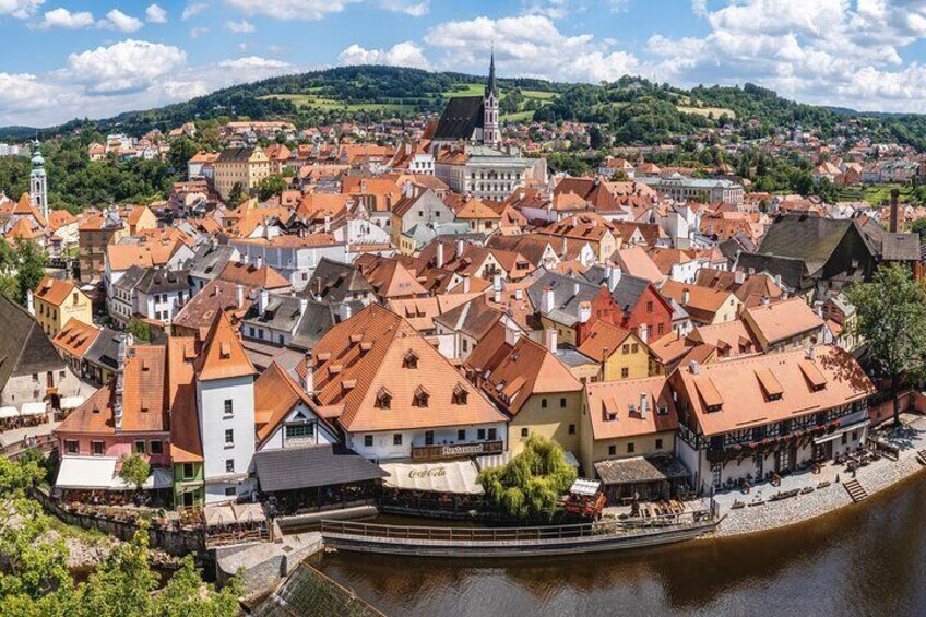 Private Tour From Vienna To Prague with stop in Cesky Krumlov