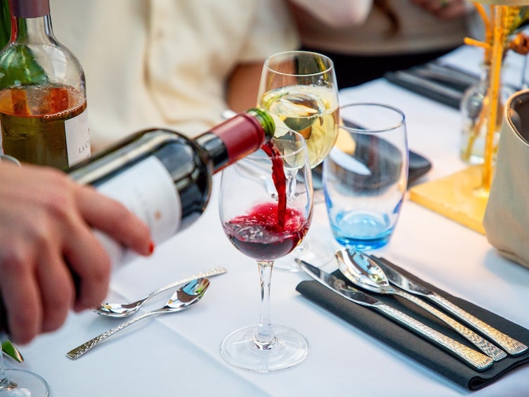Amsterdam 4-Course Dinner Canal Cruise