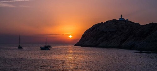 Ile Rousse : Apéritif au coucher du soleil