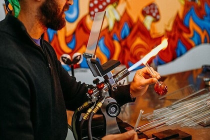 Beginner's Glass Blowing Lessons in Portland, Oregon