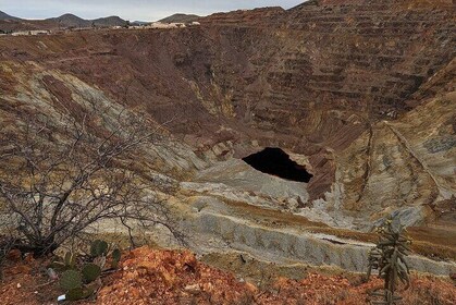 2-Hour Tour - Old Bisbee, the Open Pits, and Lowell AZ