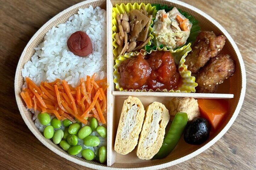 The bento box meal is made by a tofu shop. Particular attention was given in creating the menu.