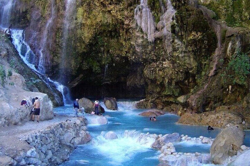 Private Transportation to Grutas de Tolantongo