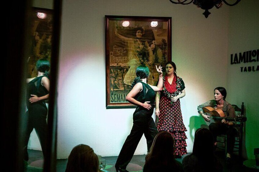 Flamenco Show in Seville at Bar and Tapas