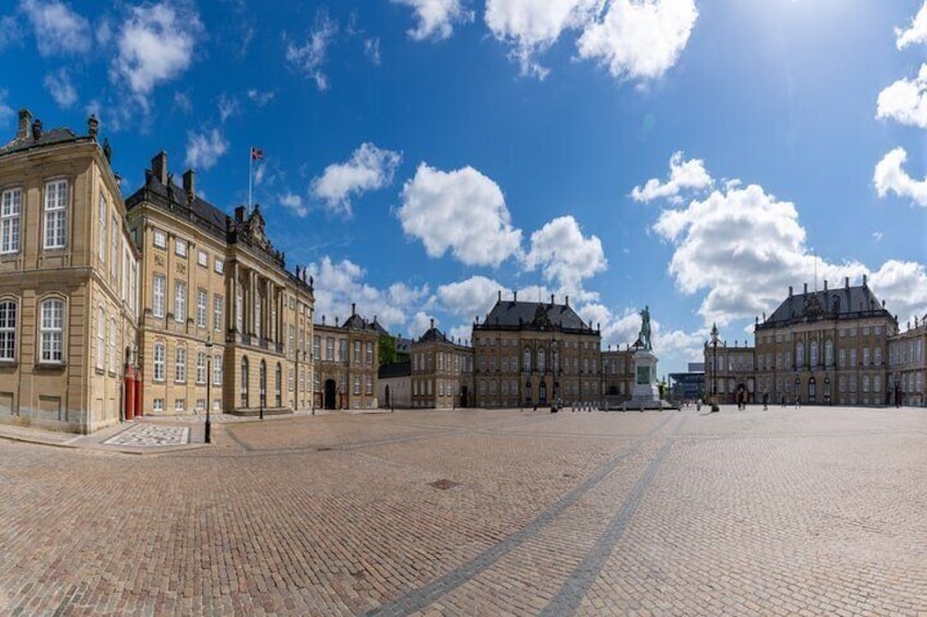 Fast-Track Amalienborg Palace Museum Copenhagen Private Tour