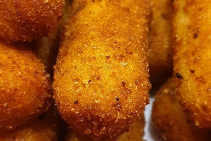 Sicilian street food cooking class: arancine and crocchè